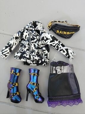 MGA Rainbow High Shadow High Ainsley Slater SE Doll Accessories Clothing Outfit